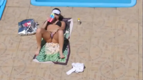 New Flagra safada masturbando Piscina Flagged Girl masturbate on the pool clips Movies